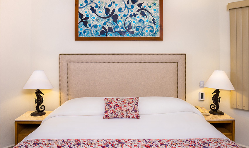 Main Bedroom - King Size Bed