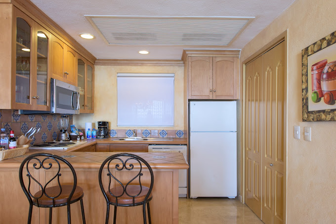 Gourmet Fully Equipped Kitchen