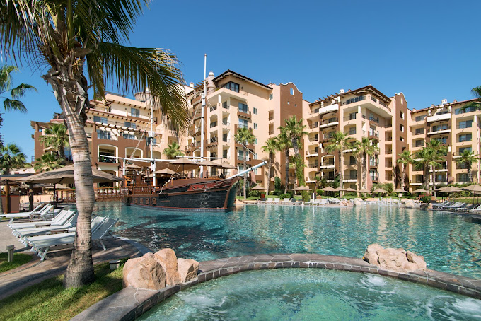 Resort Swimming Pool