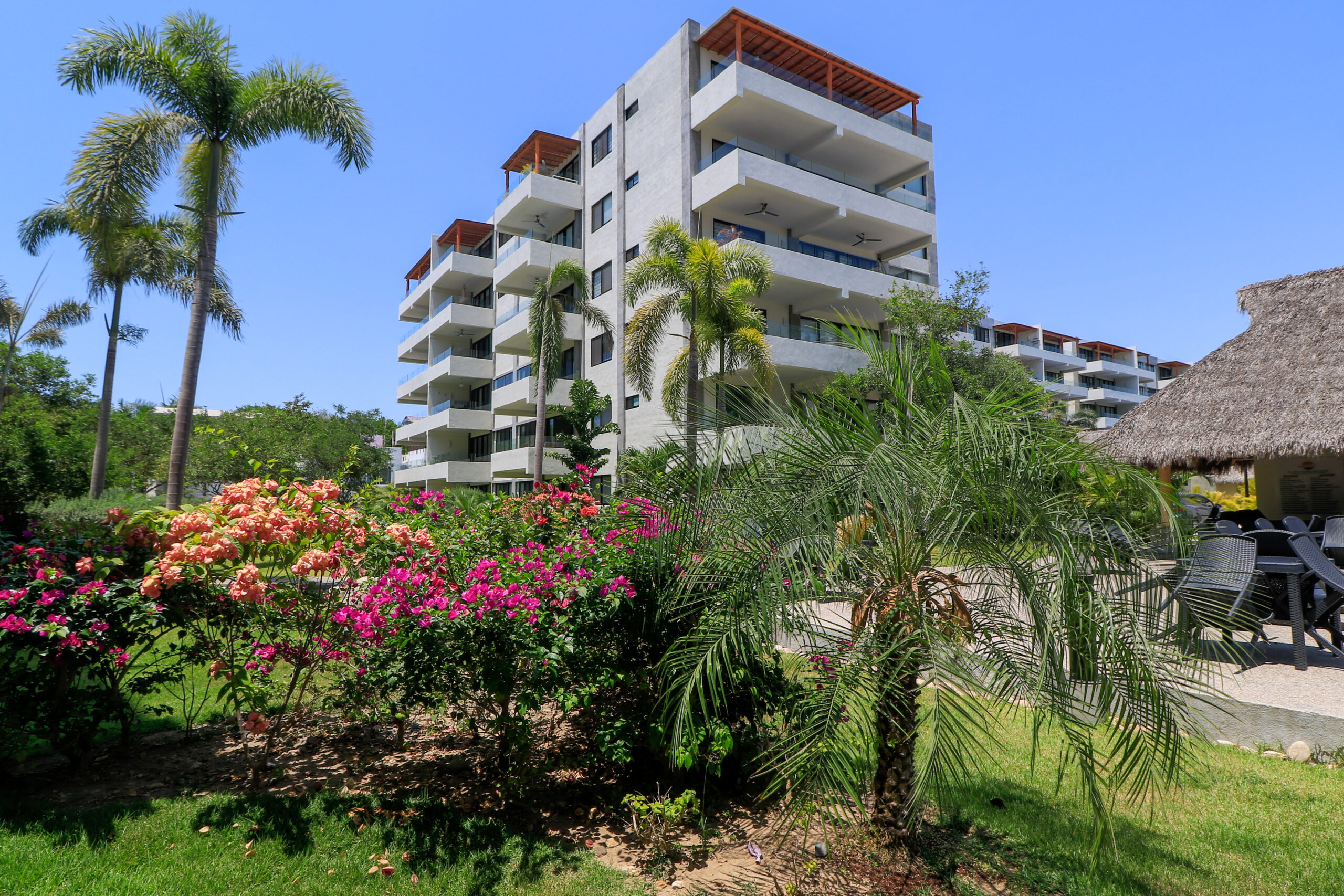 Modern 2BR Beach Condo with Tropical Pools & Private Terrace Puertarena, Riviera Nayarit